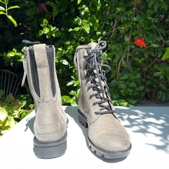 SOREL🍂🍁Phoenix Lace Up boots Sz 7 - Picture 5 of 12